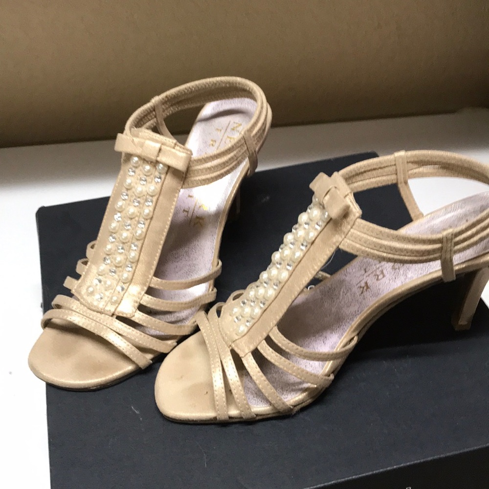 Dress heels